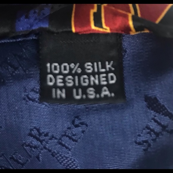 VTG Why Knot FSU Seminole Helmet Florida State University 100% Silk - Picture 5 of 7